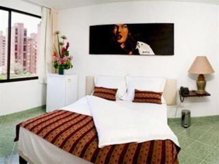 Hotel 33 Conquest Μεντεγίν Εξωτερικό φωτογραφία